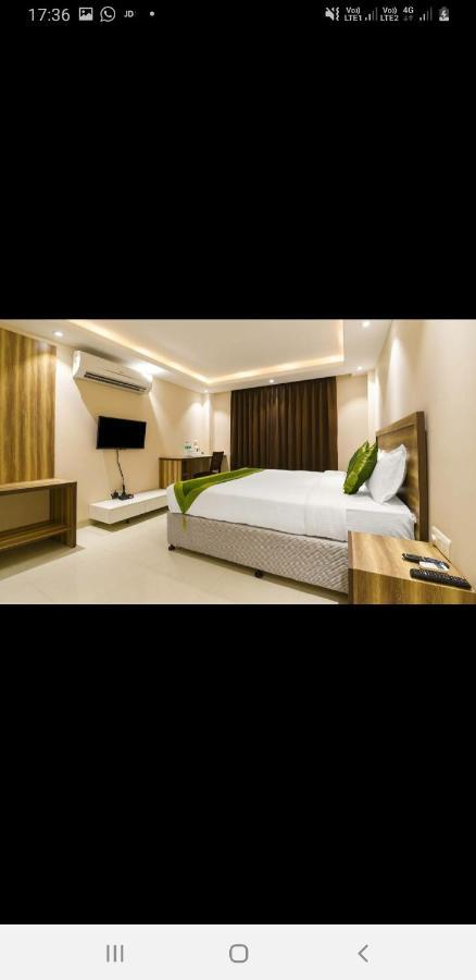 Aval International Hotel Gurgaon Exterior foto