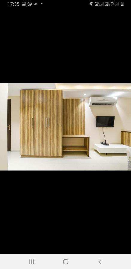 Aval International Hotel Gurgaon Exterior foto